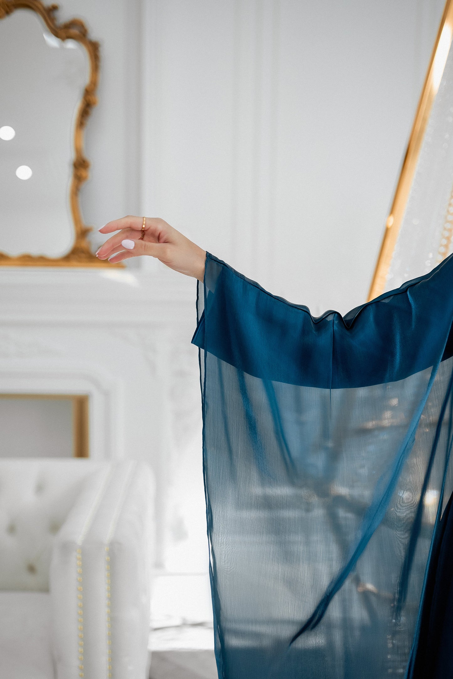 Gizem Iridescent Abaya & Dress - Ocean